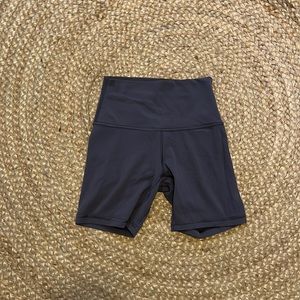 Lululemon Align Shorts 6”